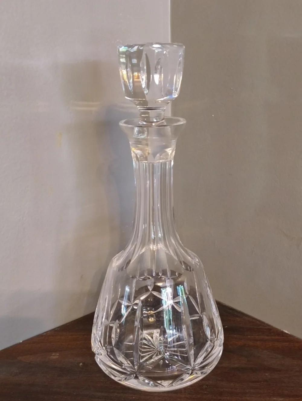 Vintage Atlantis Crystal Decanter with Stopper Very Nice Condition 11.5 In.